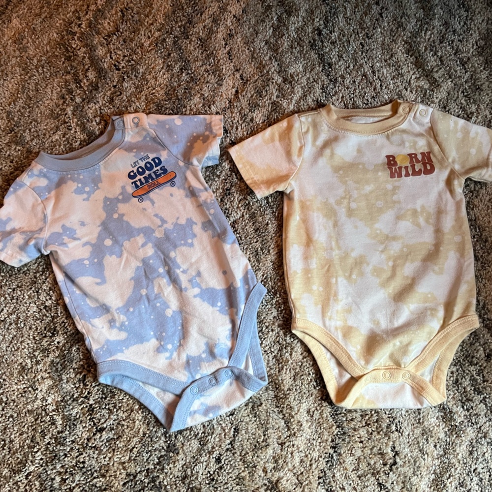 NWOT 12M Tie-Dye Onesies - Picture 2 of 10